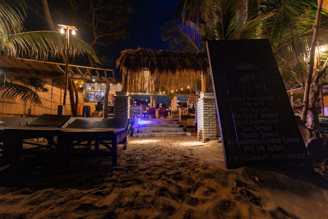 Water Edge Hotel & Restaurant Arugam Bay Exterior photo